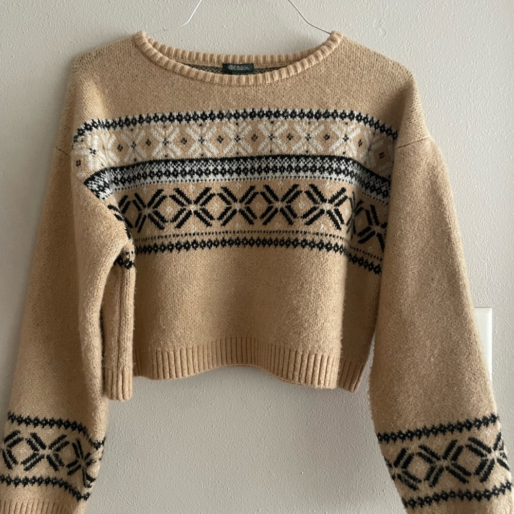 Wild Fable Tan and Black Patterned Sweater and sweater short set